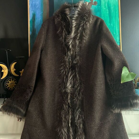 Hilary Radley Brown Trench Coat with Faux Fur Trim - Picture 4 of 16